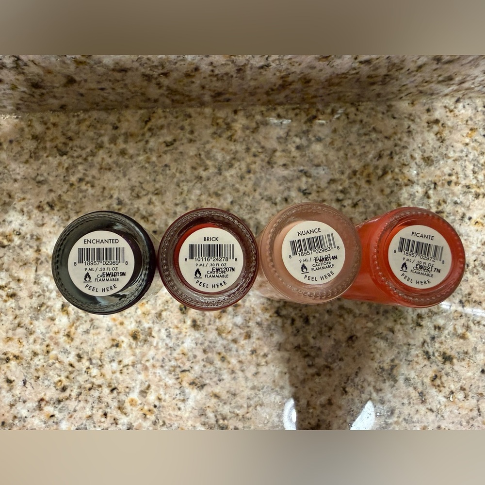 Olive & June Set of 4 Quick Dry Nail Polish - enchanted, brick, nuance,& picante - Picture 3 of 7